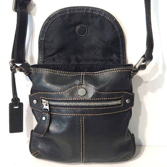 Fossil Vintage Black Pebbled Leather Crossbody Shoulder Bag Purse EUC - Picture 15 of 16
